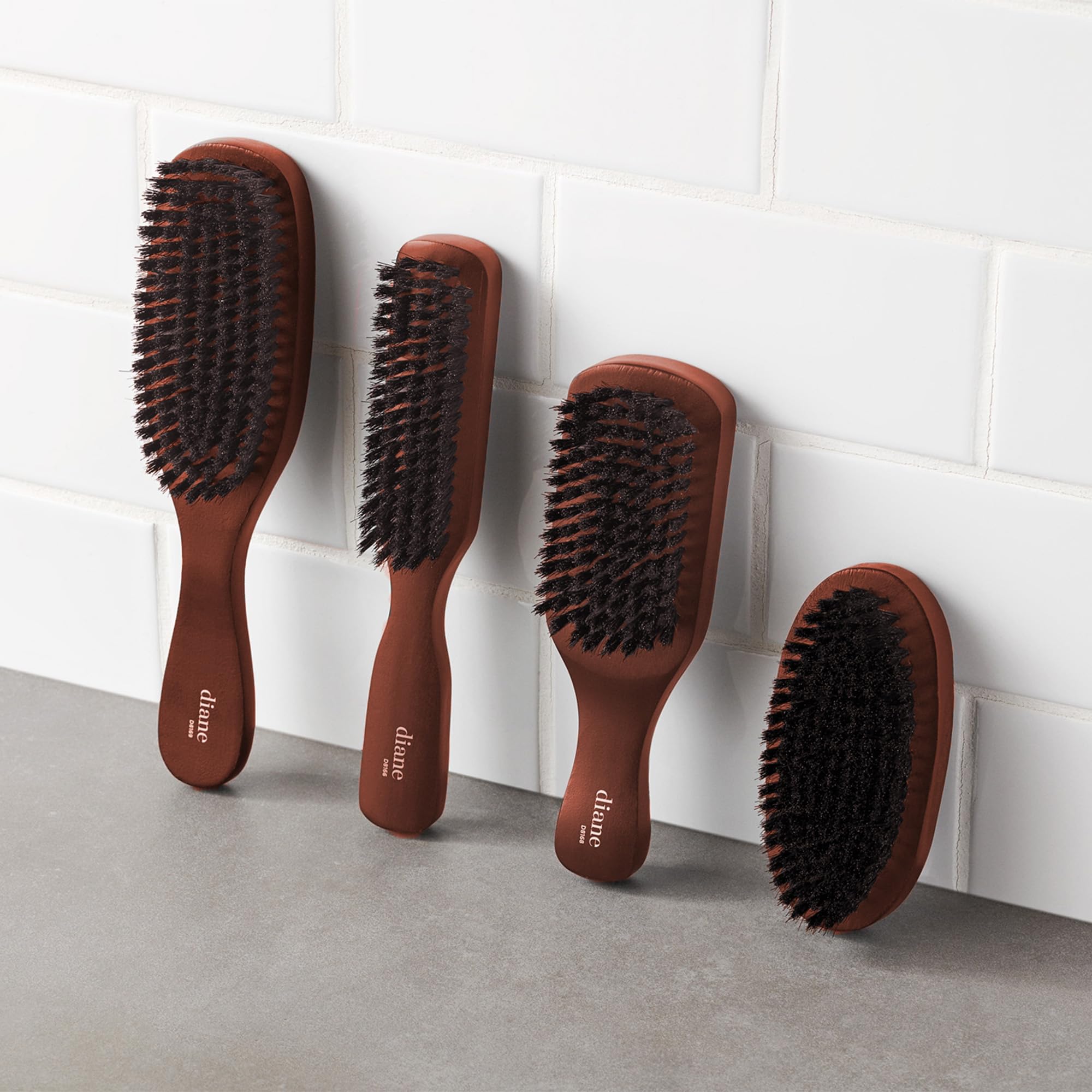 Diane medium firmness reinforced boar bristle, short handle style wave mens hair brush, d8172